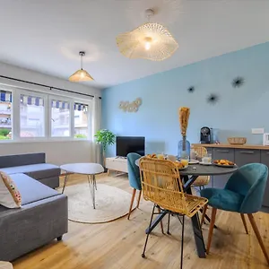 https://nouveau-lazur-plage-100metres.fr-provencehotel.com